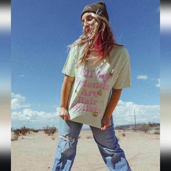 All My Friends Are Hairstylist Graphic Tee Size Large Have A Nice Hair Day - Picture 1 of 3